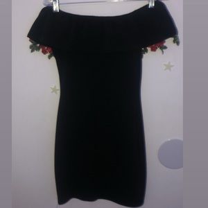 Off the shoulder dress🥰